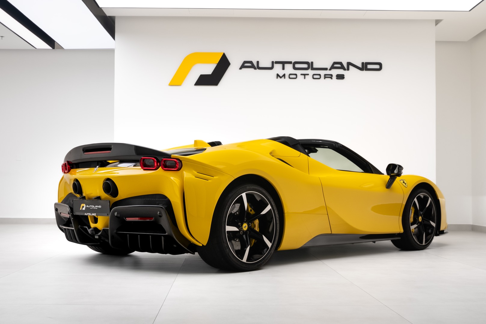 2023 FERRARI SF90 SPIDER | ASSETTO FIORANO | GCC | MAIN DEALER WARRANTY SERVICE
